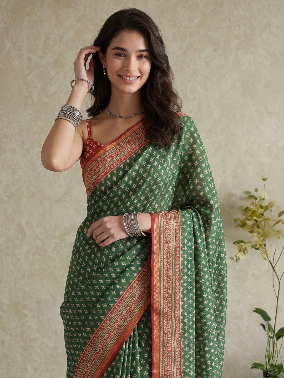 Green Cotton Blend Printed Saree
