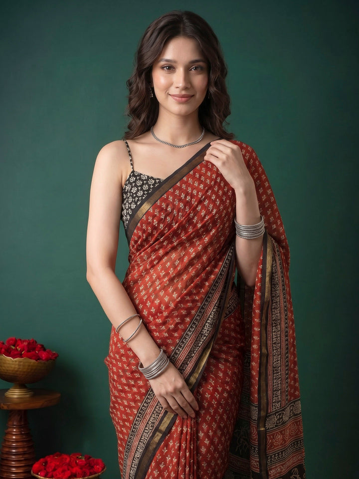 Maroon Cotton Blend Printed Saree