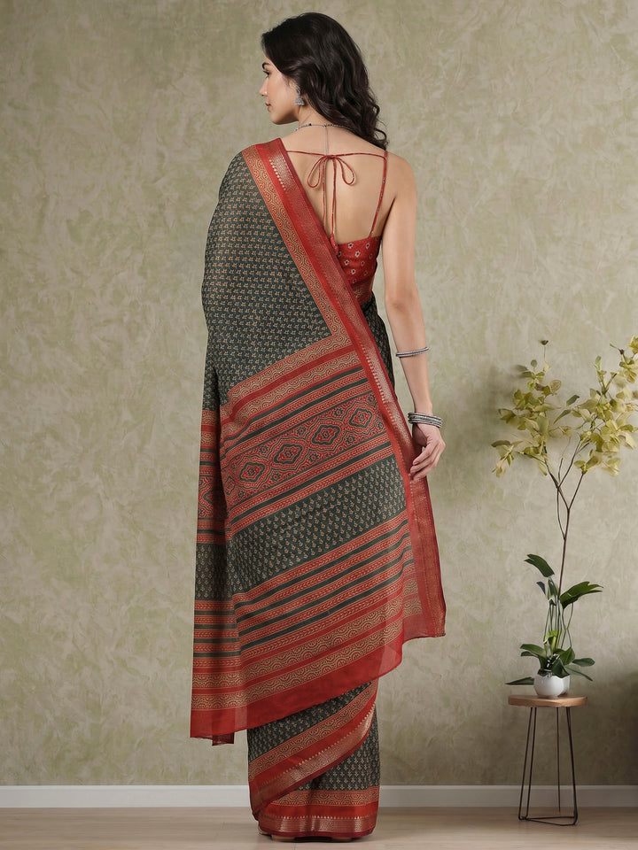 Green Cotton Blend Printed Saree