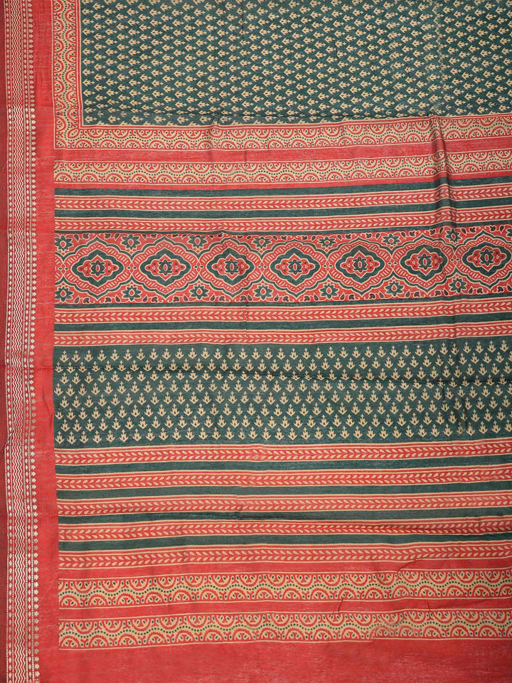 Green Cotton Blend Printed Saree