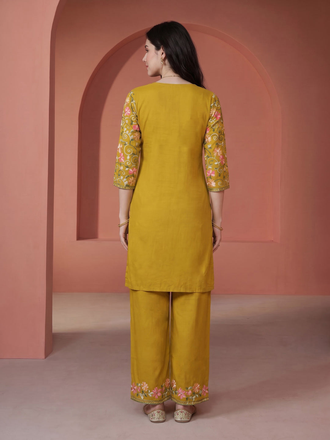 Mehndi Embroidered Cotton Blend Kurta Set