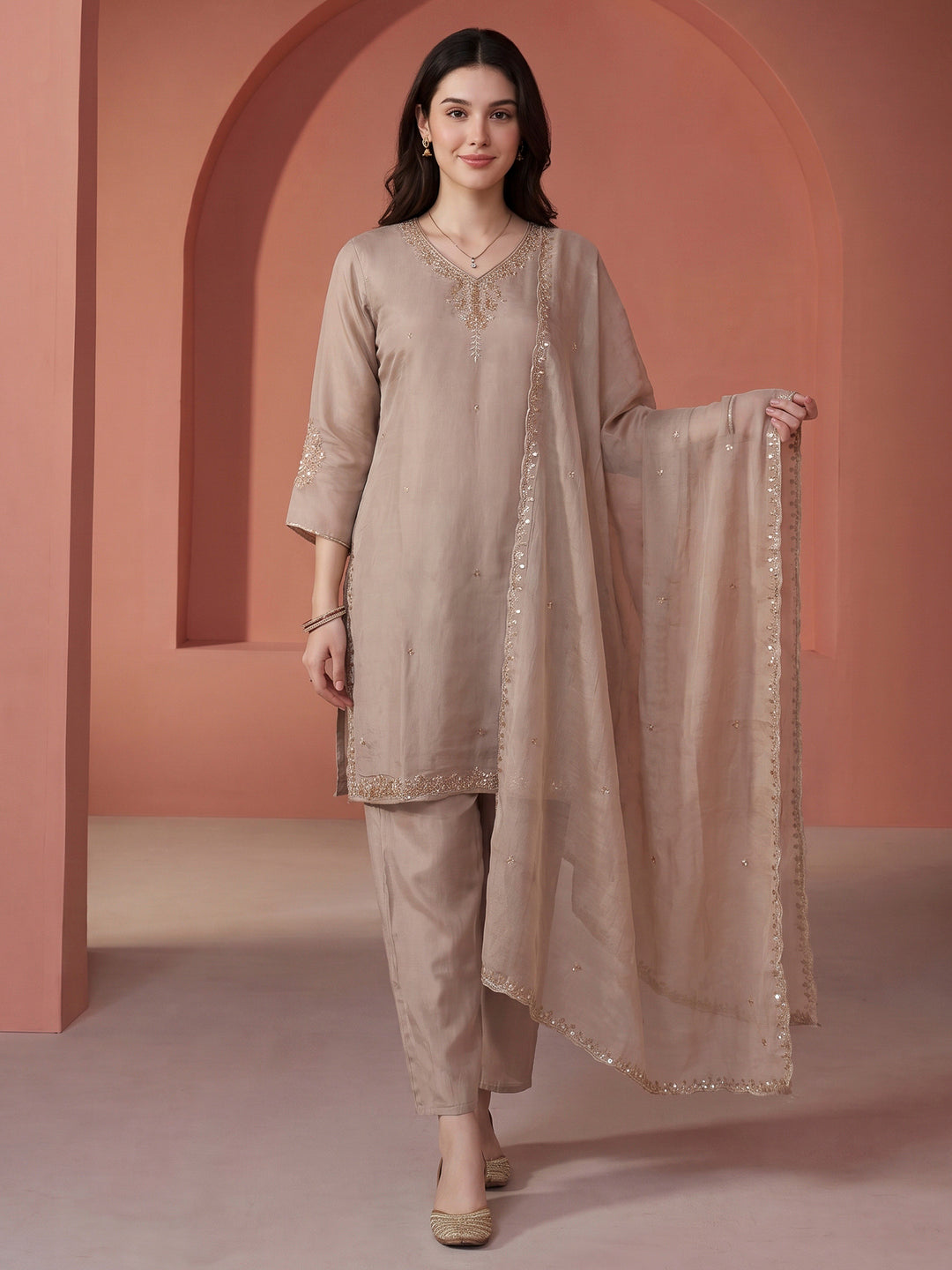 Grey Lt Embroidered Chanderi Kurta With Pant &amp; Dupatta