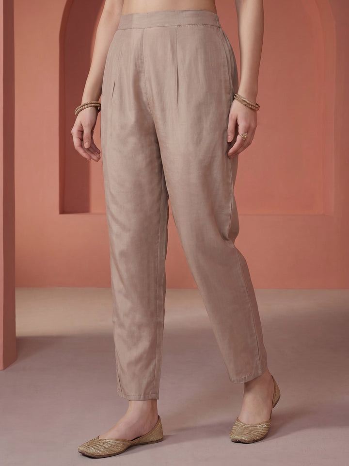 Grey Lt Embroidered Chanderi Kurta With Pant &amp; Dupatta