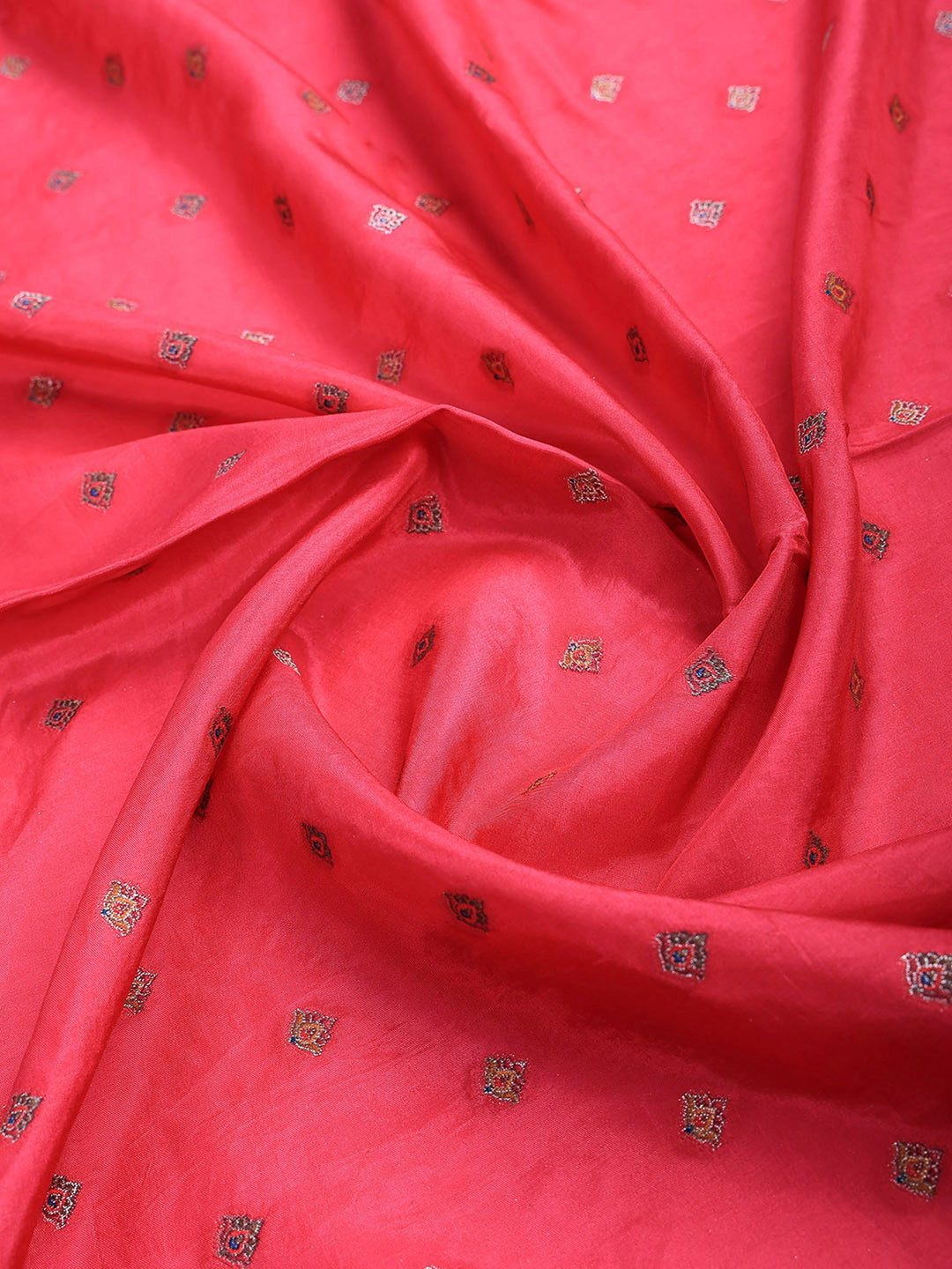 Rani Dola Silk Woven Saree