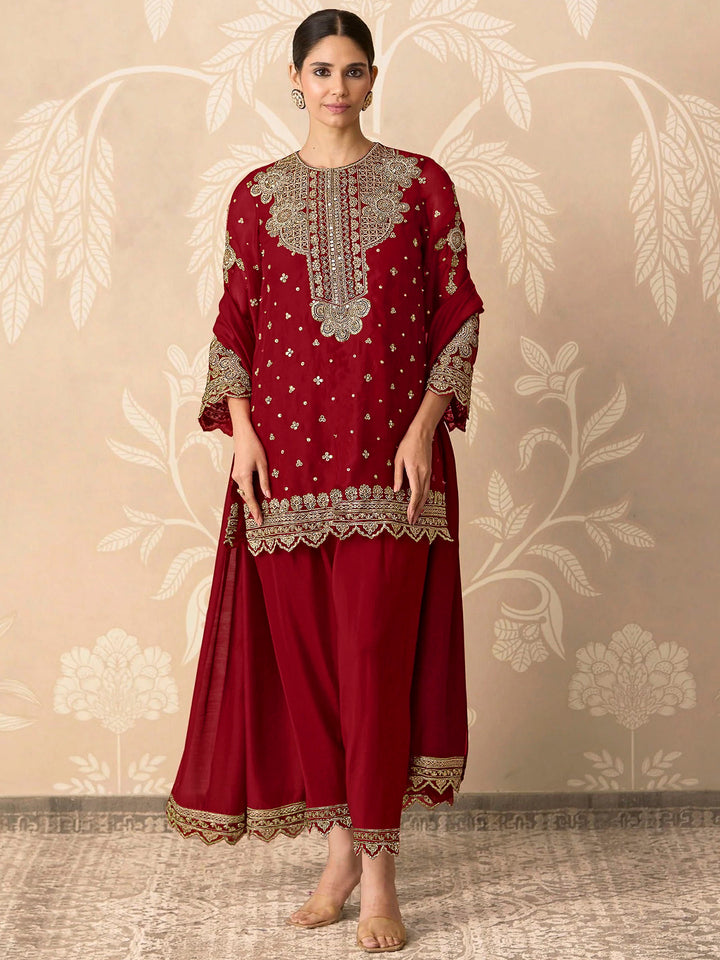 Red Georgette Embroidered Semi Stitched Straight Kurta With Pant &amp; Dupatta
