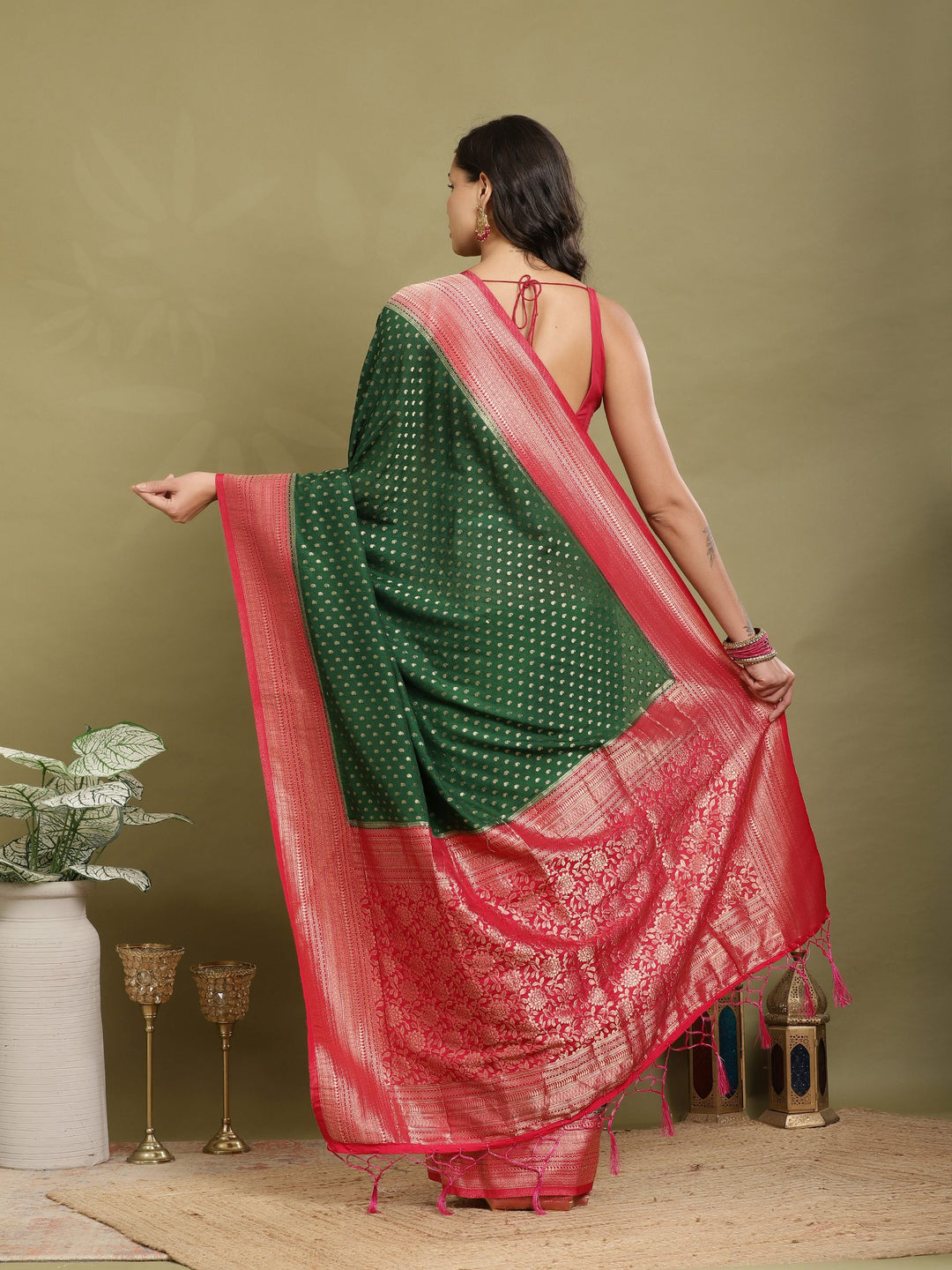Polka Dot Woven Booti Crepe Saree