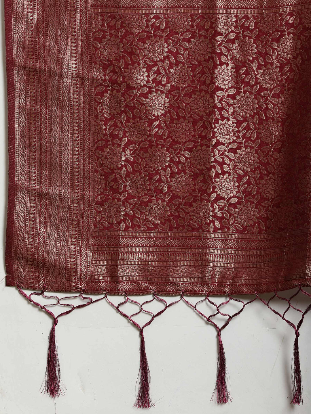 Polka Dot Woven Booti Crepe Saree