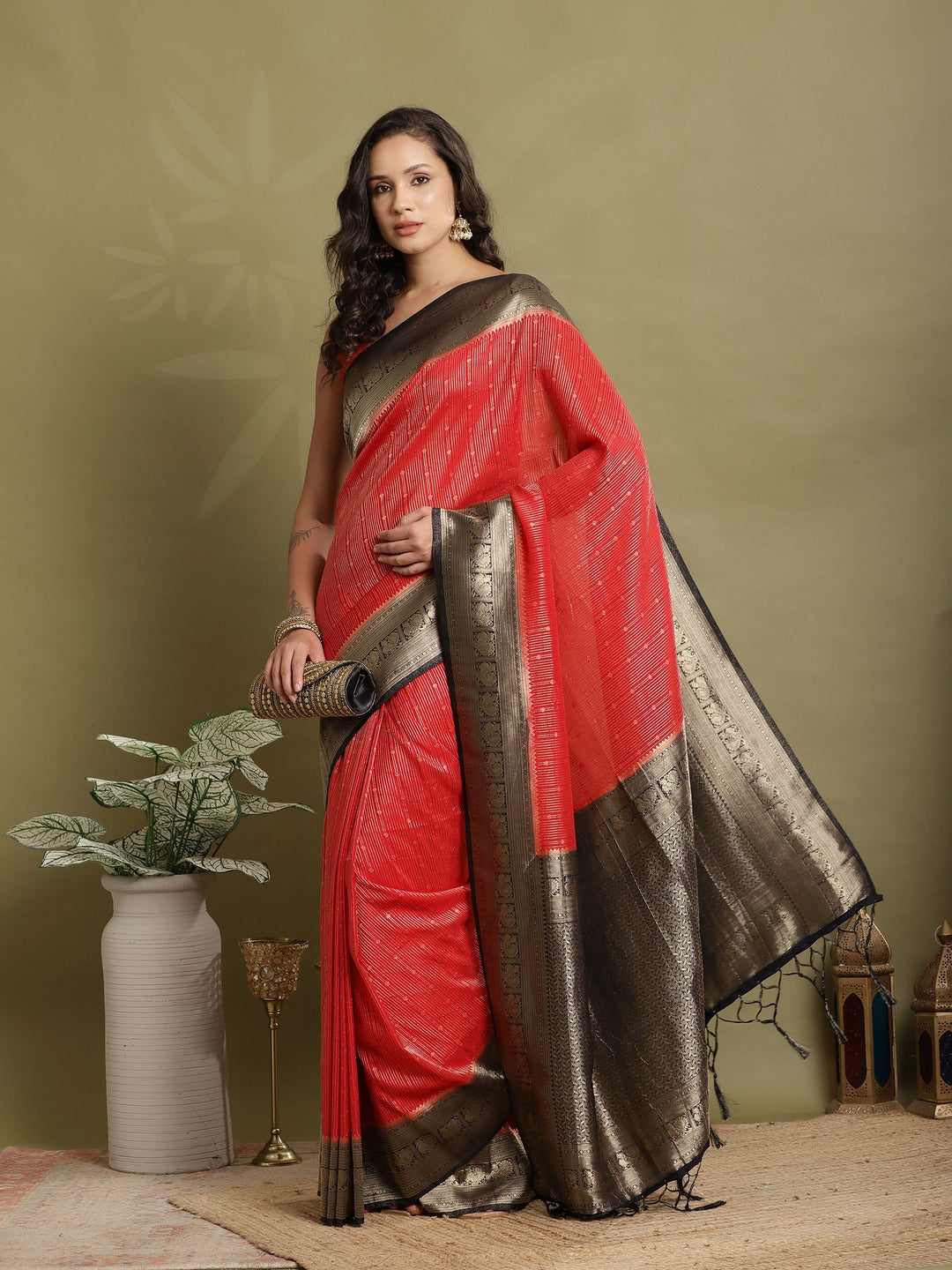 Plain Crepe Saree