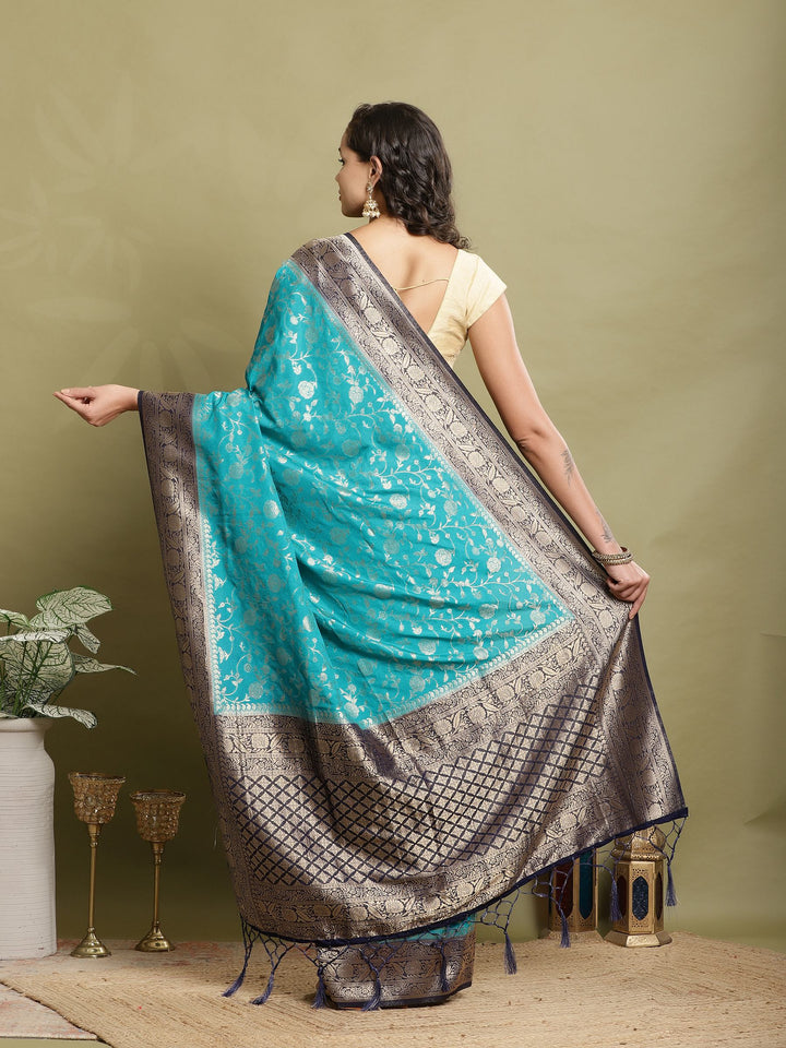 Plain Crepe Saree