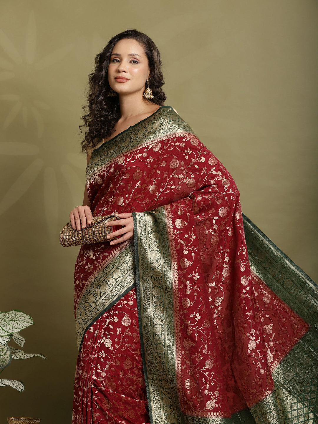 Plain Crepe Saree