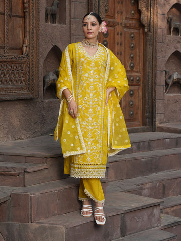 Floral Embroidery Kurta With Pants & Dupatta