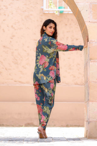 Floral Printed Crepe Kurti With Pants