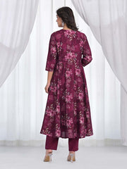 Neck Embroidered Printed Chanderi Kurta With Pants & Dupatta