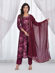 Neck Embroidered Printed Chanderi Kurta With Pants & Dupatta