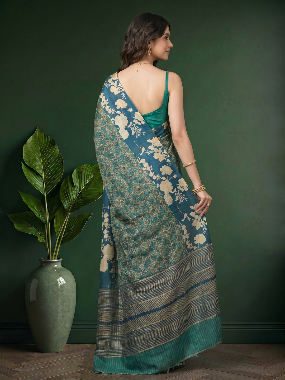 Blue Digital Print Cotton Blend Saree