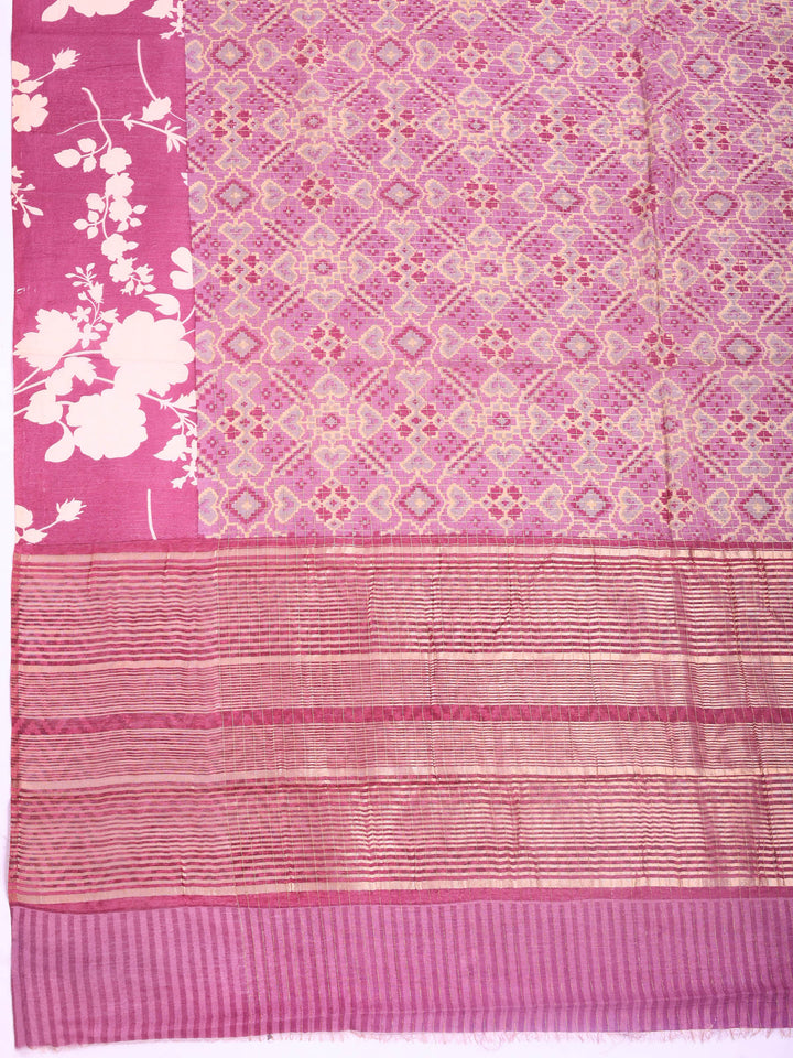 Magenta Digital Print Cotton Blend Saree