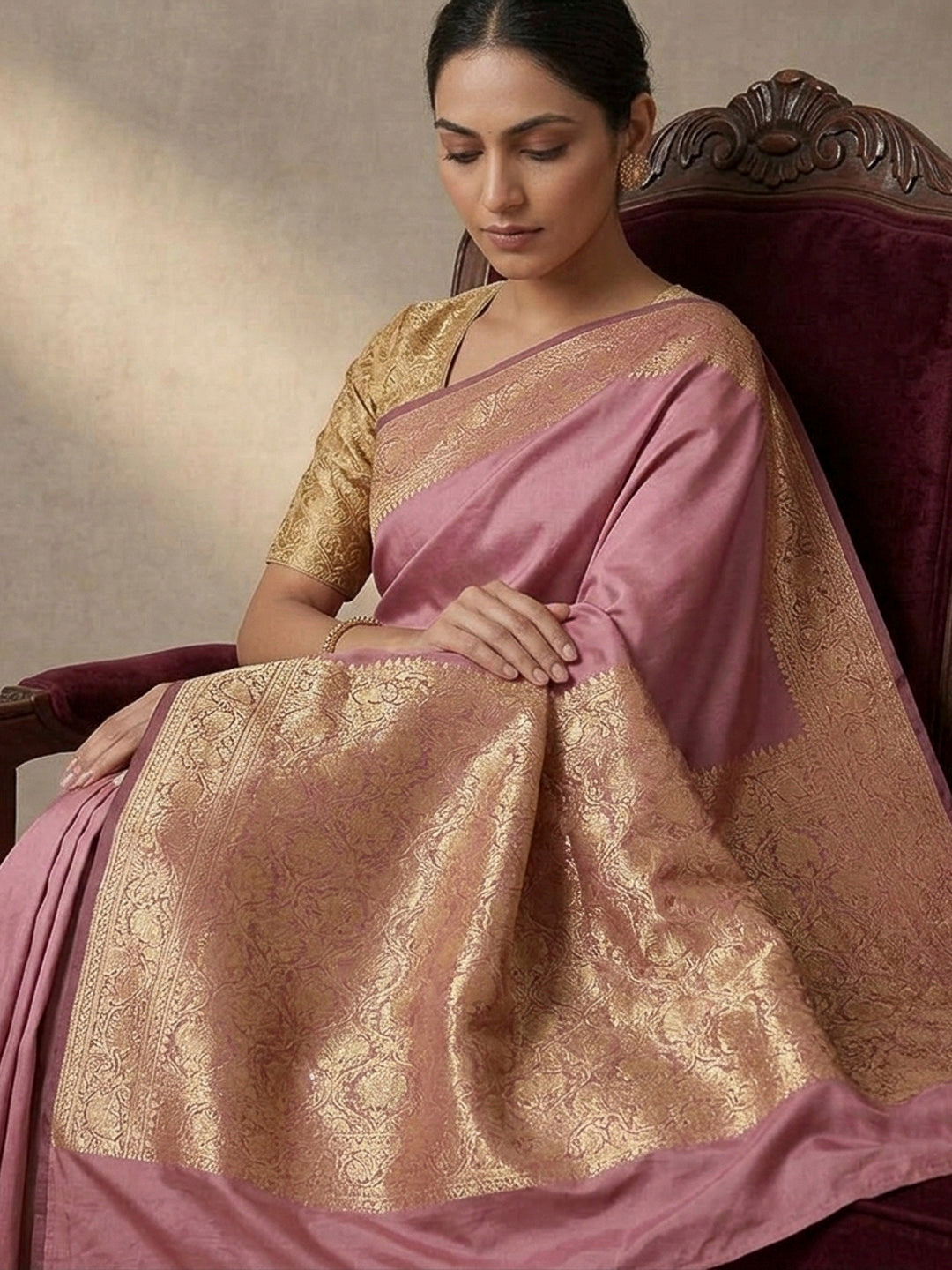 Onion-Pink Art Silk Woven Saree