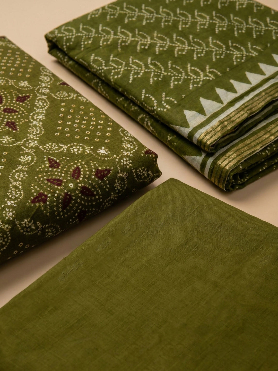 Green Printed Cotton Blend Unstitched Suit With Pant &amp; Dupatta