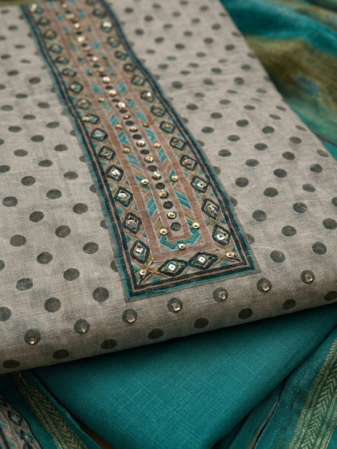 Firozee Printed Linen Blend Unstitched Dress Material