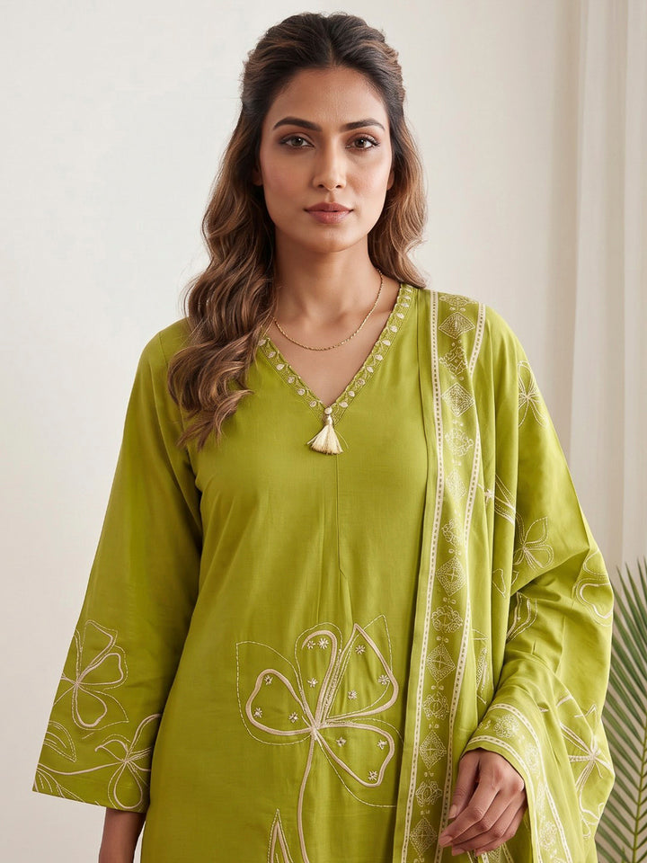 Green Printed Cotton Blend Kurta With Pant &amp; Dupatta