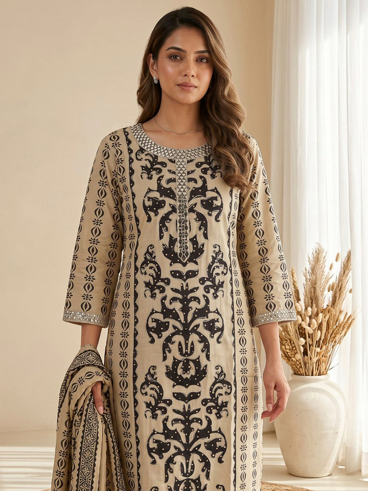 White Printed Cotton Blend Kurta With Pant &amp; Dupatta