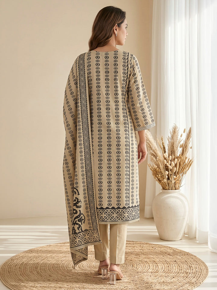 White Printed Cotton Blend Kurta With Pant &amp; Dupatta