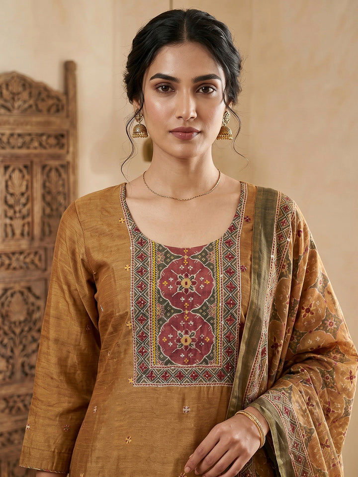 Mustard Embroidered Chanderi Kurta With Pant &amp; Dupatta