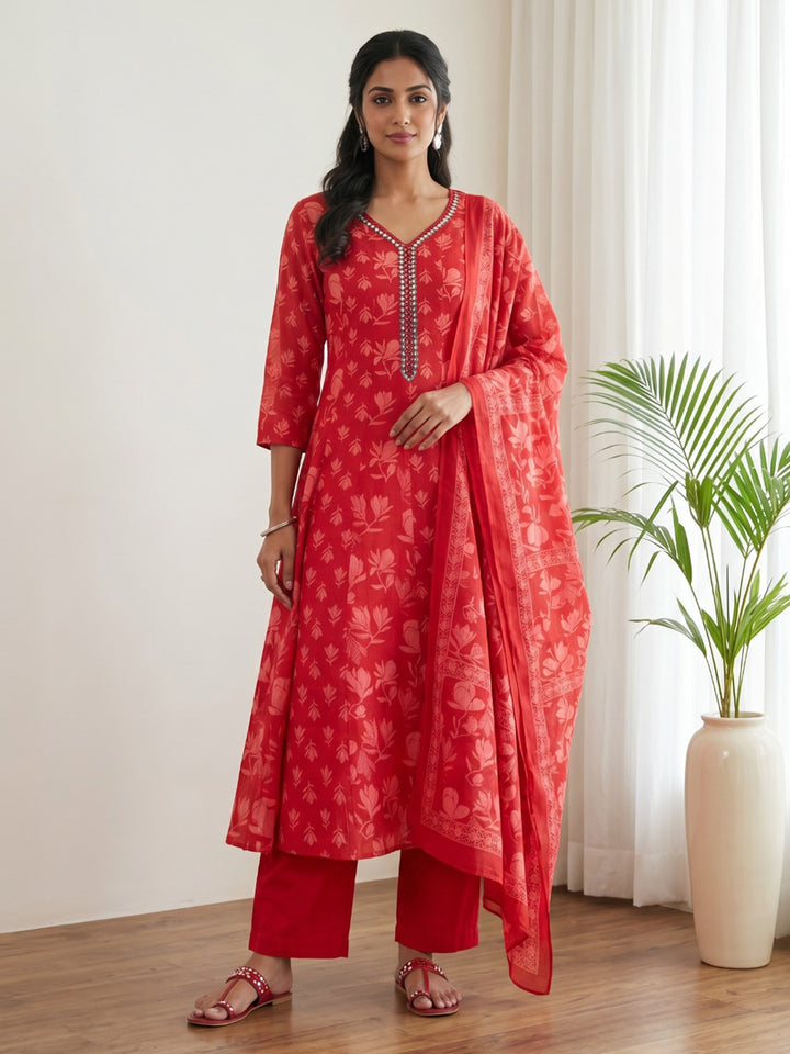 Embroidery Cotton Blend Kurta Set