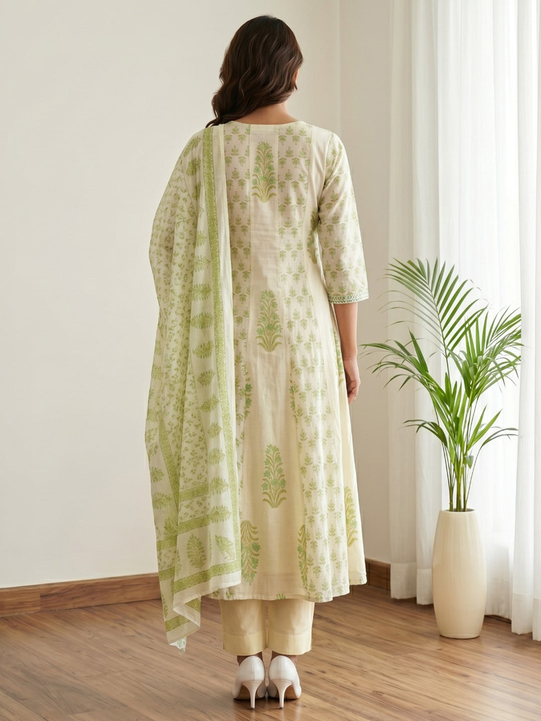 Green Printed Cotton Blend Kurta With Pant &amp; Dupatta