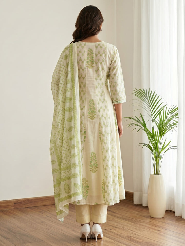 Green Printed Cotton Blend Kurta With Pant &amp; Dupatta
