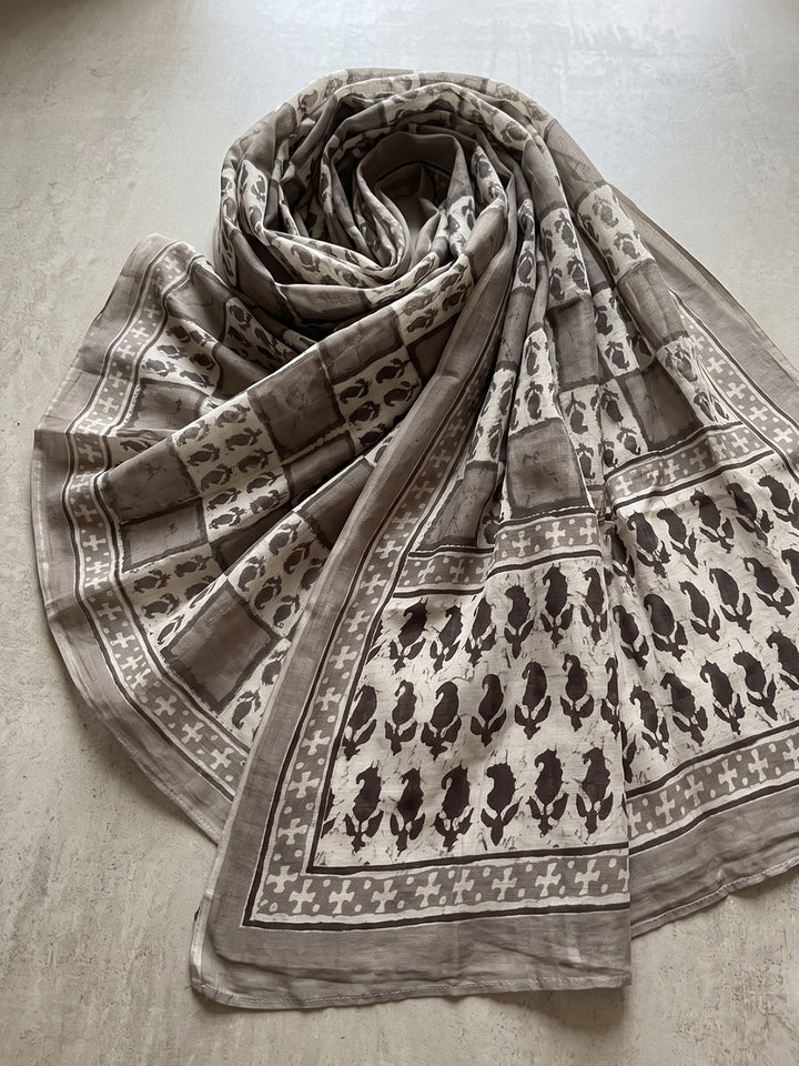 Grey Printed Cotton Blend Kurta With Pant &amp; Dupatta