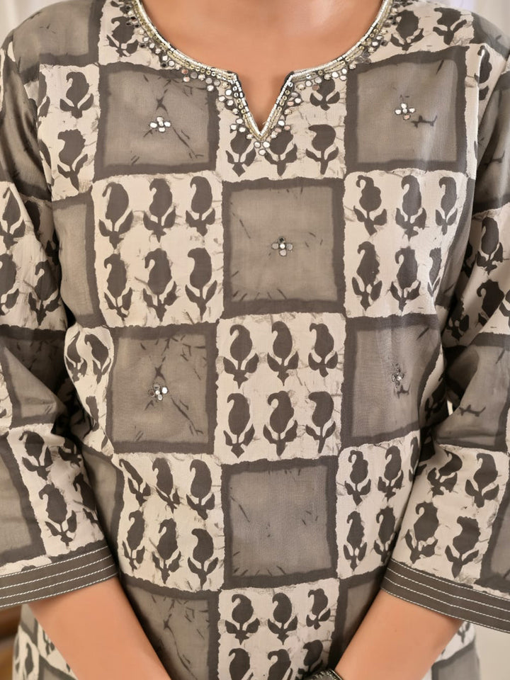 Grey Printed Cotton Blend Kurta With Pant &amp; Dupatta