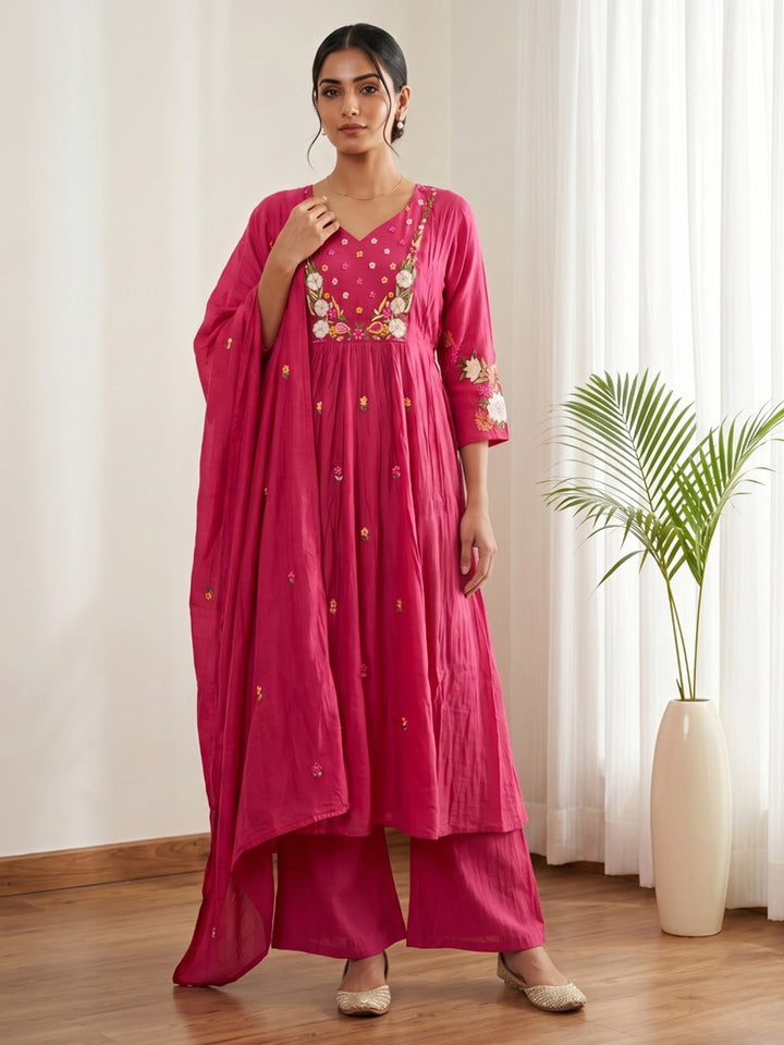 Pink Printed Chanderi Kurta With Pant &amp; Dupatta