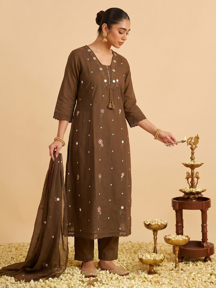 Brown Printed Cotton Blend Kurta With Pant &amp; Dupatta