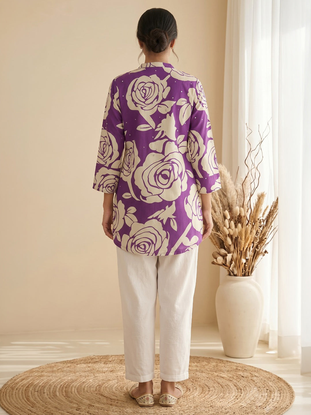 Purple Cotton Blend V Neck Embroidered Kurta