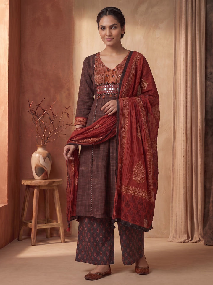 Brown Printed Cotton Blend Kurta With Pant &amp; Dupatta