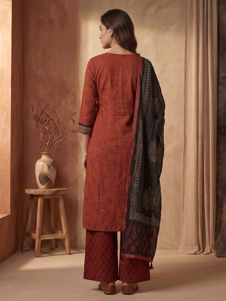 Red Printed Cotton Blend Kurta With Pant &amp; Dupatta