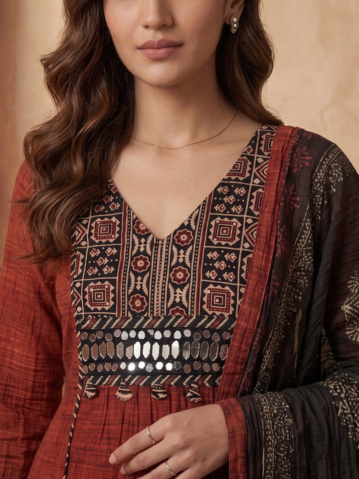 Red Printed Cotton Blend Kurta With Pant &amp; Dupatta