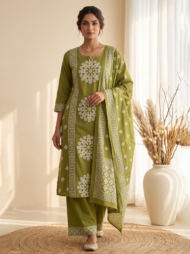 Green Embroidery Cotton Blend Kurta With Pant &amp; Dupatta