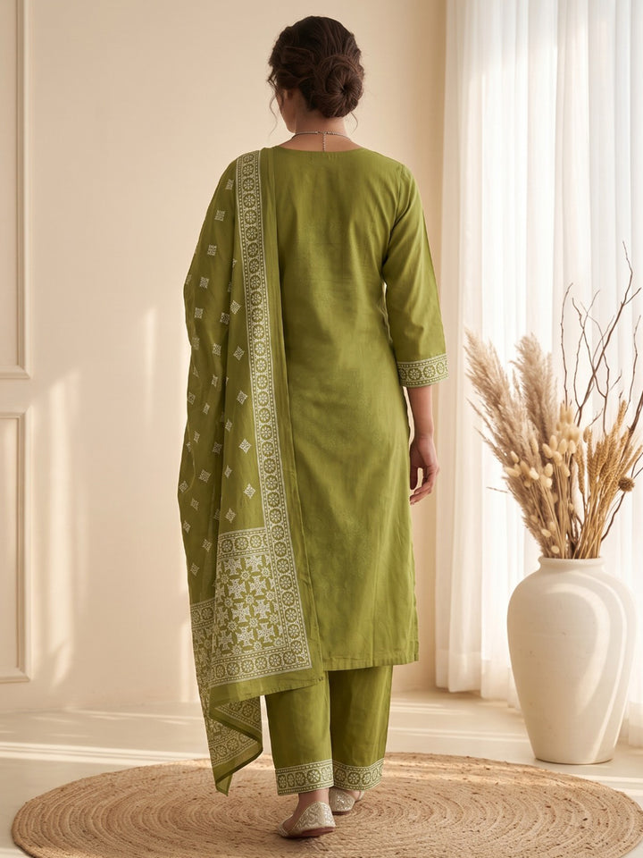Green Embroidery Cotton Blend Kurta With Pant &amp; Dupatta