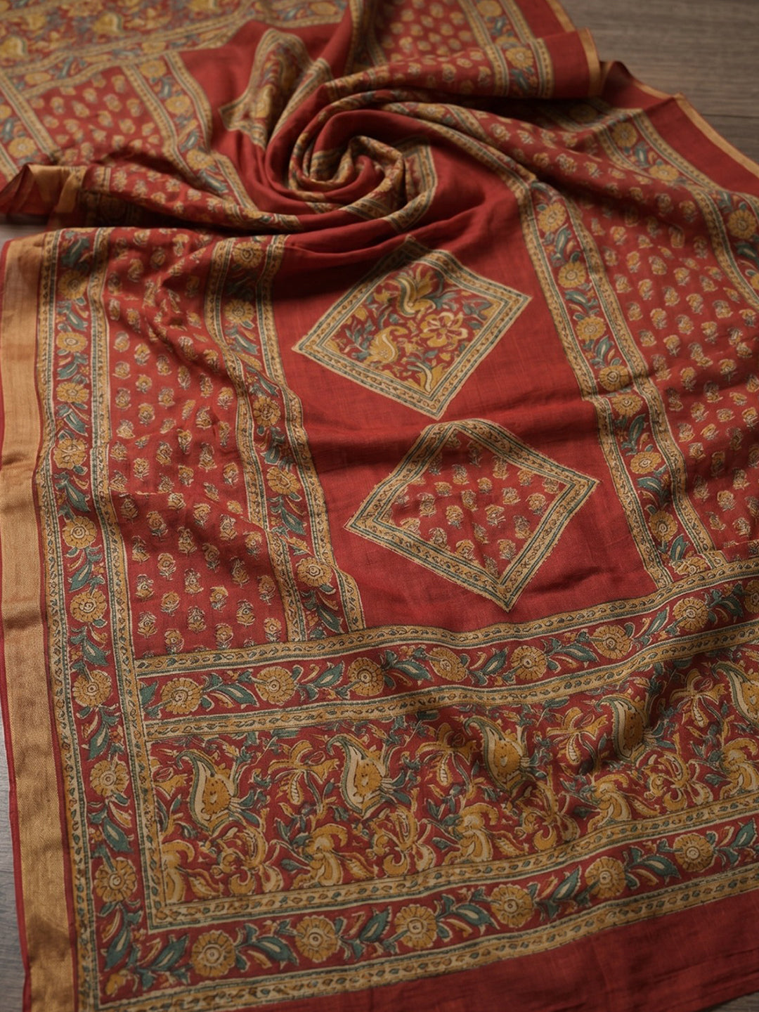 Red Printed Cotton Blend Kurta With Pant &amp; Dupatta