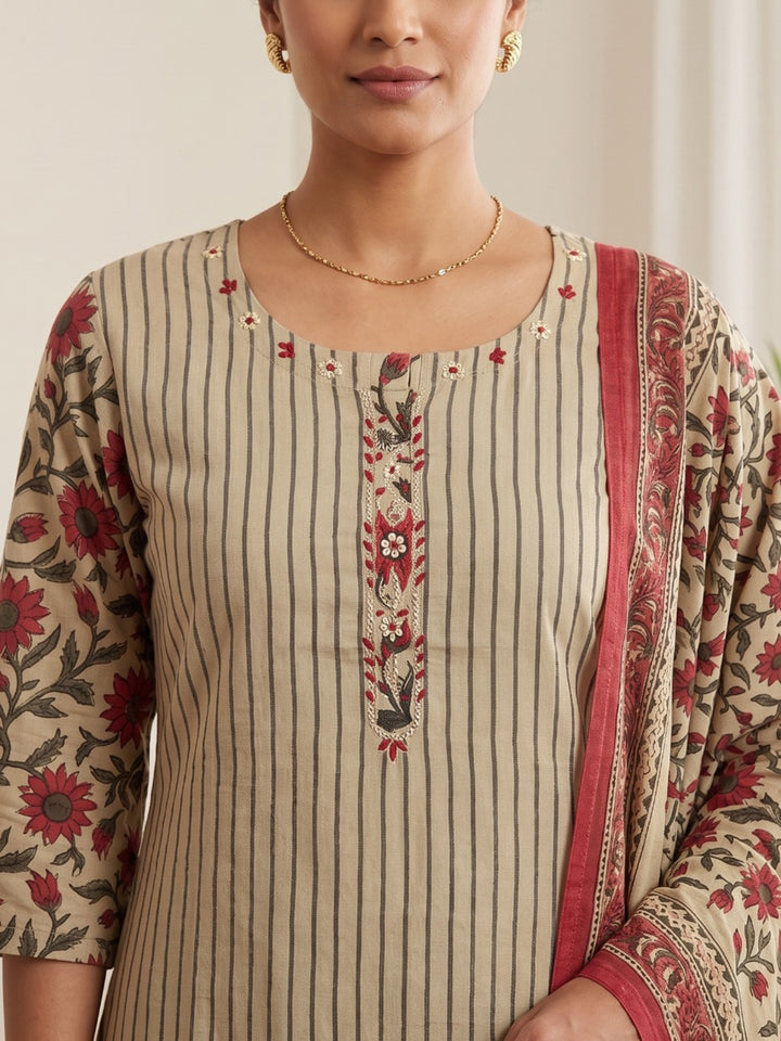 Red Embroidery Cotton Blend Kurta With Pant &amp; Dupatta