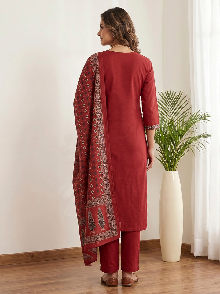 Red Printed Cotton Blend Kurta With Pant &amp; Dupatta