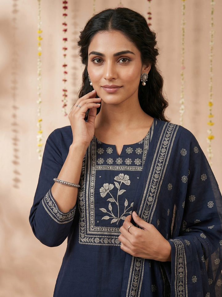 Blue Printed Cotton Blend Round Neck Suit Set