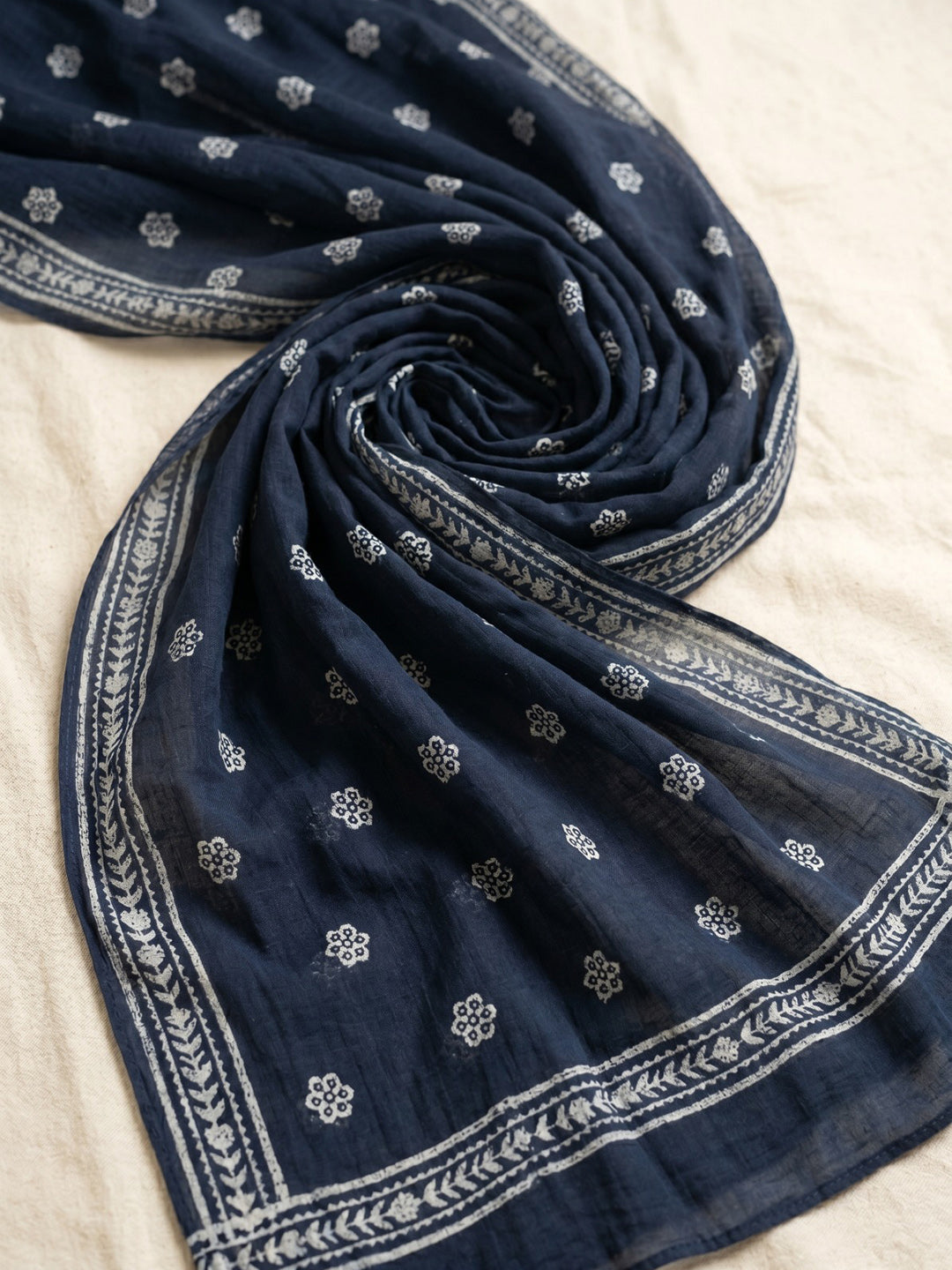 Blue Printed Cotton Blend Round Neck Suit Set