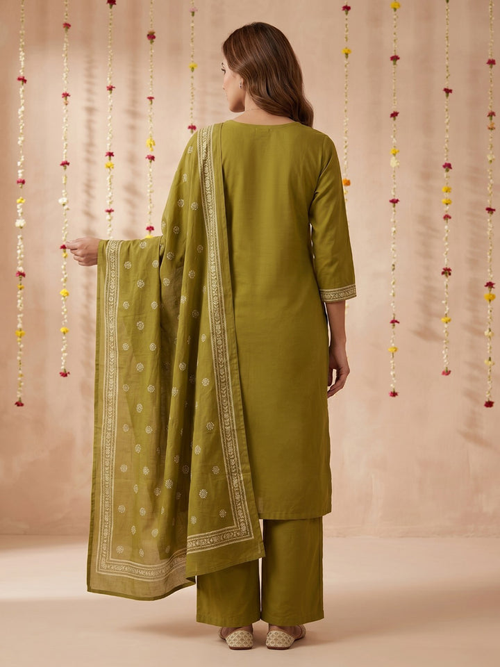 Green Printed Cotton Blend Round Neck Suit Set