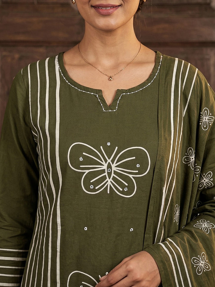 Green Printed Cotton Blend Straight Suit Set With Dupatta