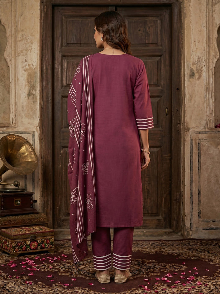 Maroon Printed Cotton Blend Straight Suit Set With Dupatta