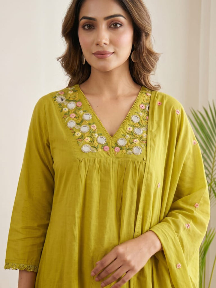 Mustard Printed Cotton Blend Kurta With Pant &amp; Dupatta