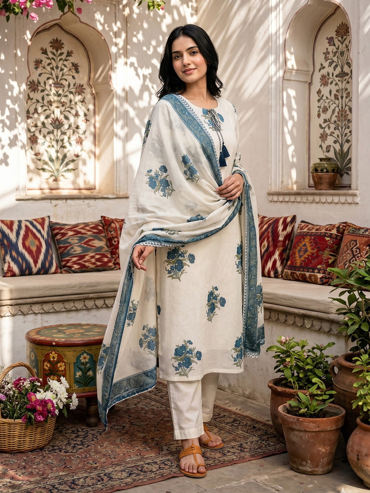 Teal Blue Embroidered Cotton Blend Straight Round Neck Suit Set